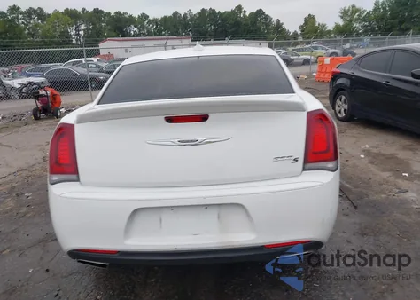 2020 Chrysler 300 300S из США, поврежденный, VIN 2C3CCABT7LH184620
